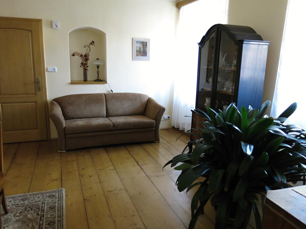 Dum U Jelena Apartment Vimperk Ruang foto